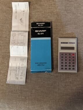 Vintage SHARP Calculator EL-211 Basic Pocket Handheld - WORKING CONDITION VTG